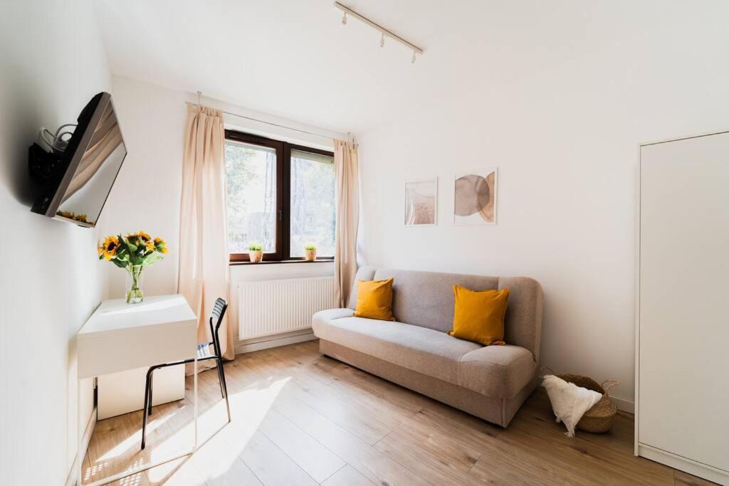 City Center - 3 Rooms - New Building - Private Parking Place - Garage Wrocław Exterior foto