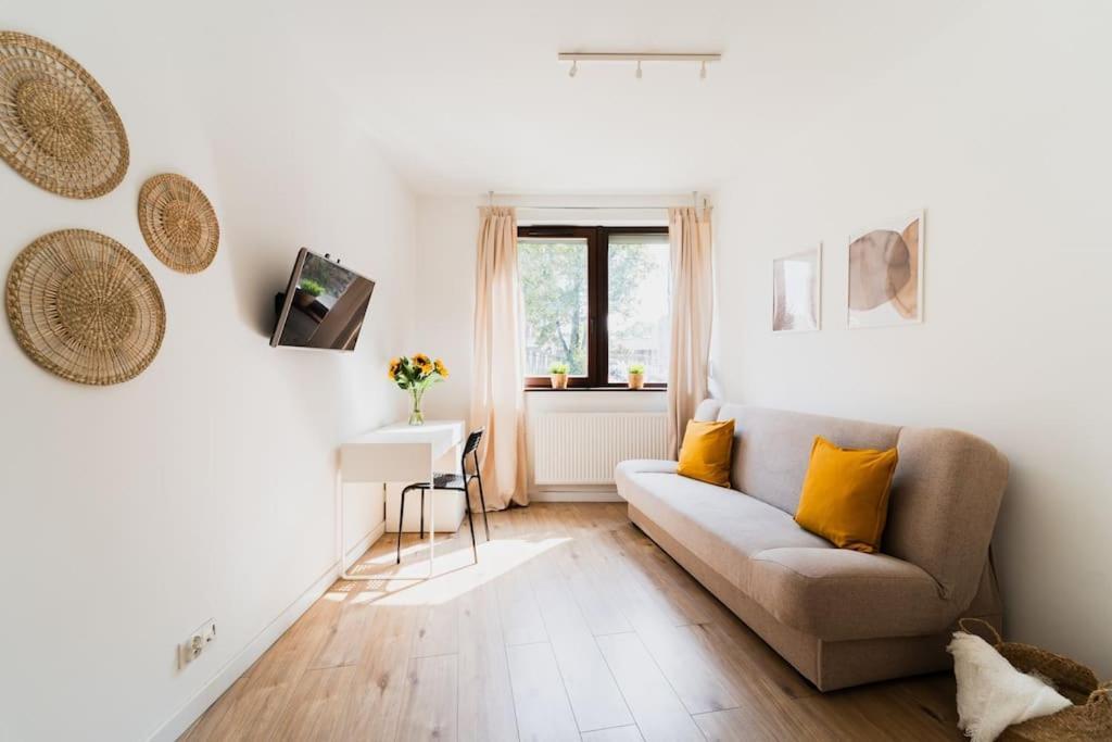 City Center - 3 Rooms - New Building - Private Parking Place - Garage Wrocław Exterior foto